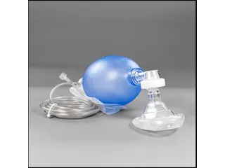 RESUCITADOR PEDIÁTRICO CON MASCARILLA LÍNEA DE OXÍGENO Y BOLSA RESERVORIO