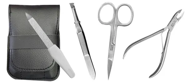 ESTUCHE DE MANICURE (ALICATA,TIJERA,LIMA,PINZA P/DEPILACION)