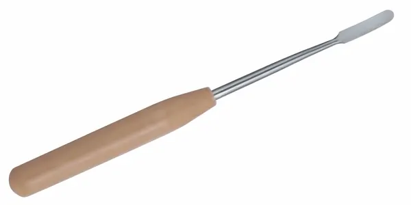 LEGRA PERIOSTOTOMO MANGO DE MADERA. PUNTA 6MM DE ANCHO. 18 CM DE LONGITUD.